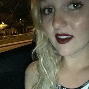 Meet your Posher, Savannah